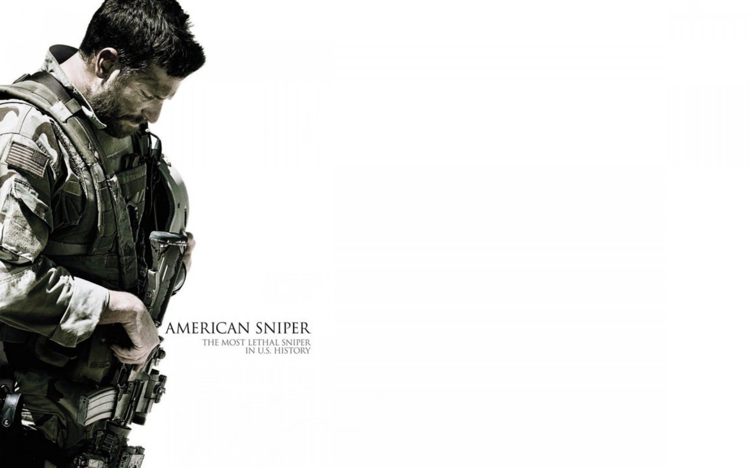 Download Bradley Cooper As Chris Kyle in American sniper HD wallpaper for 2560 x 1600