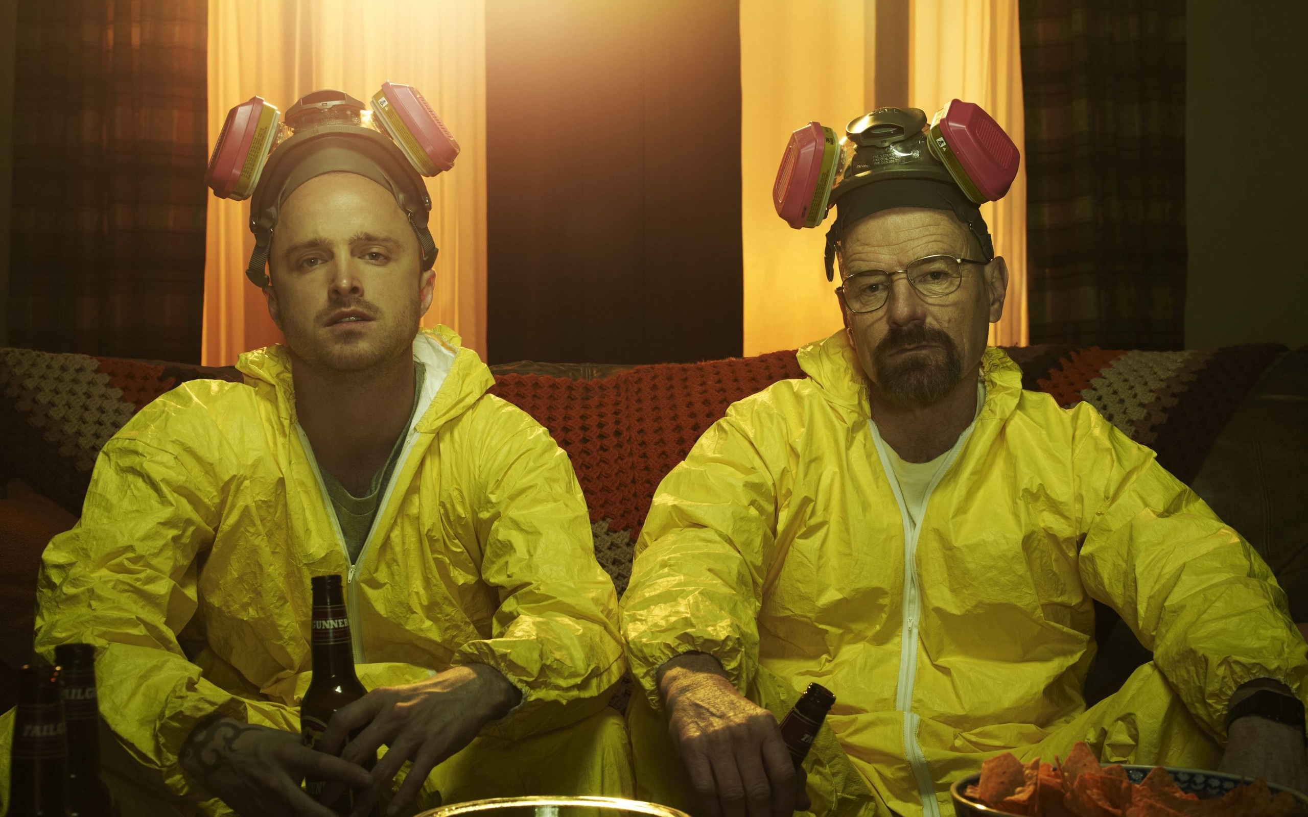 Download Breaking Bad Jesse Walt Drinking HD Wallpaper For 2560 X