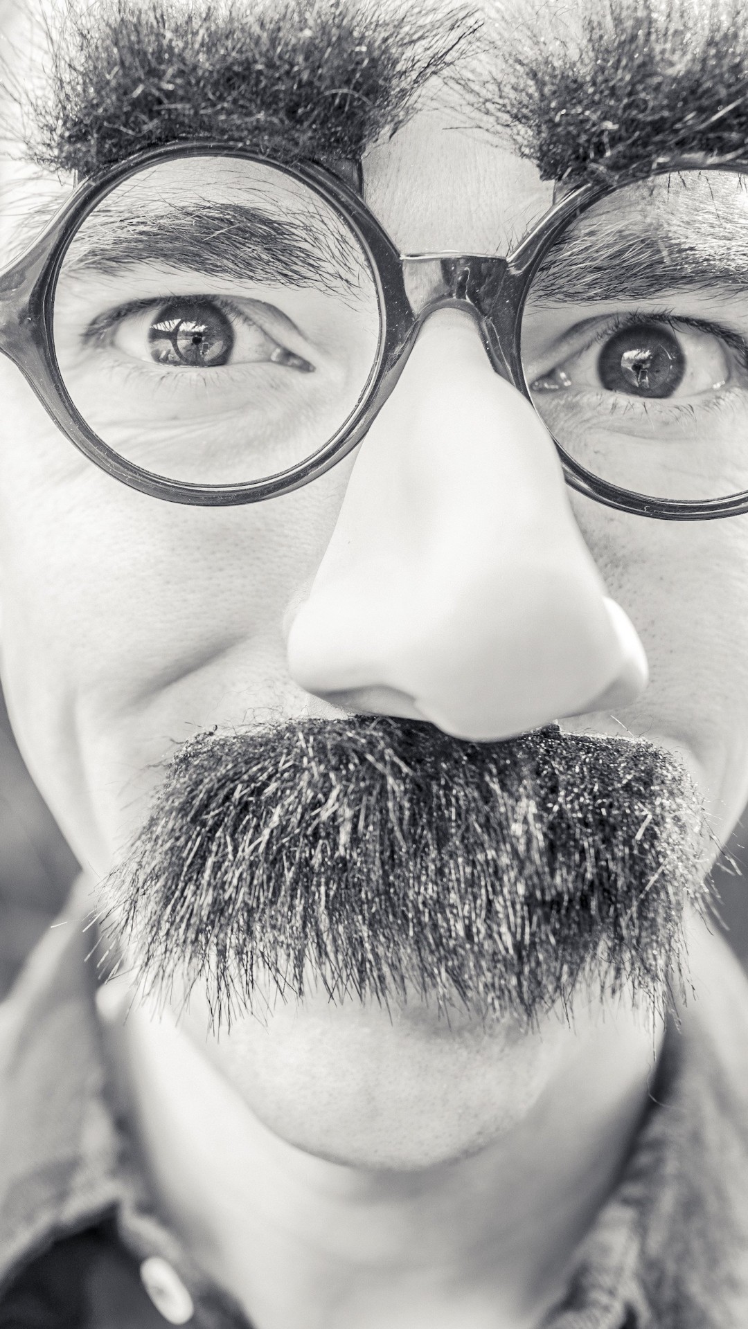 Download Groucho Glasses Man HD wallpaper for Galaxy Note 3