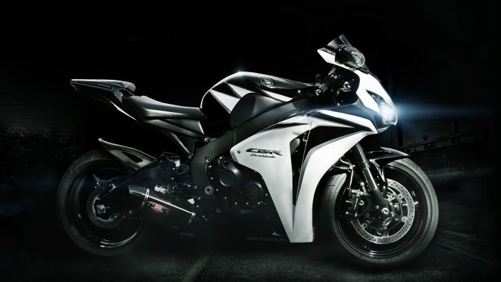 Honda CBR Fireblade Wallpaper