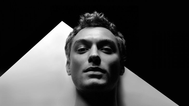 Jude Law Black & White Portrait Wallpaper