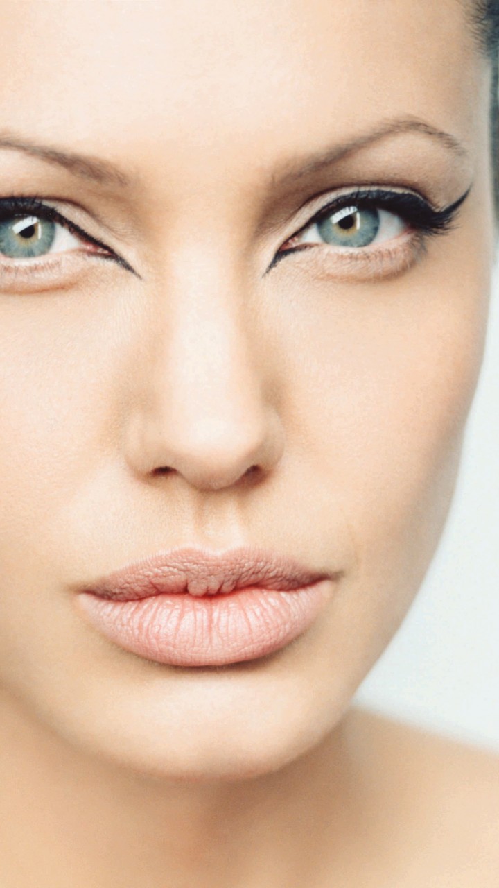 Angelina Jolie Wallpaper for SAMSUNG Galaxy S3
