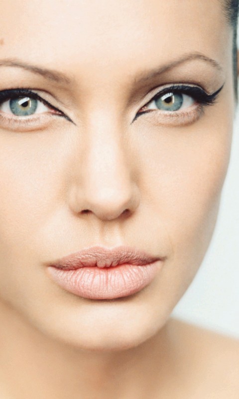 Angelina Jolie Wallpaper for HTC Desire HD