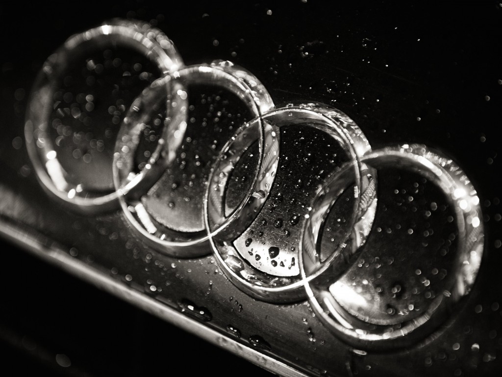 Audi Logo in Black & White Wallpaper for Desktop 1024x768