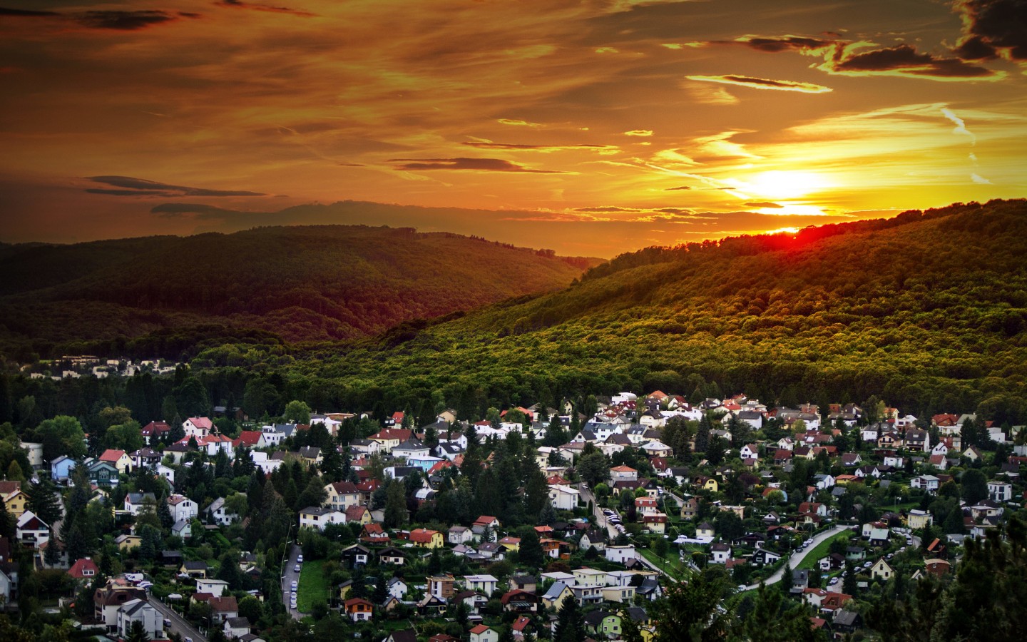 Austrian Sunset Wallpaper for Desktop 1440x900