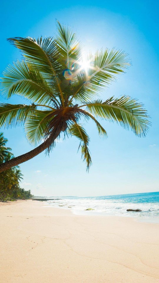 Beautiful Sunny Beach Wallpaper for SAMSUNG Galaxy S4 Mini