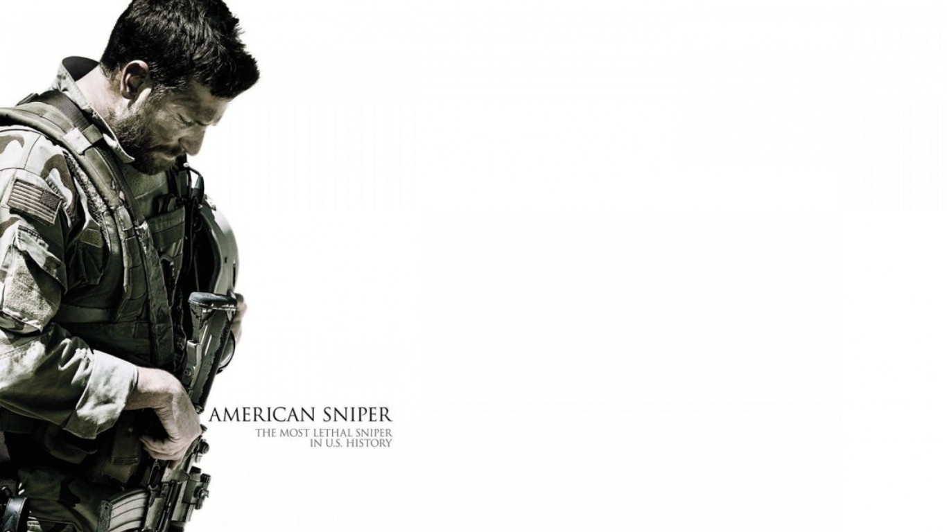 Bradley Cooper As Chris Kyle in American sniper Wallpaper for Desktop 1366x768