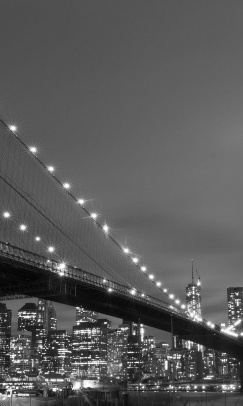 Brooklyn Bridge, New York City in Black & White Wallpaper for SAMSUNG Galaxy S3 Mini