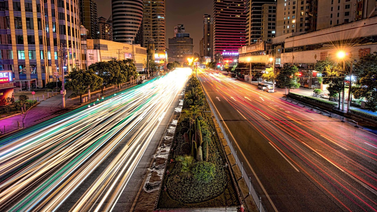 Busy Road in Shanghai at Night Wallpaper for Desktop 1280x720
