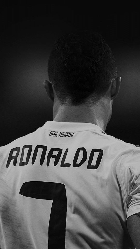 Cristiano Ronaldo in Black & White Wallpaper for SAMSUNG Galaxy S4 Mini