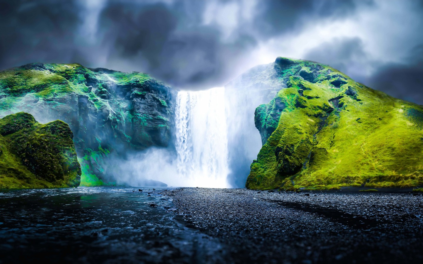 Dreamy Waterfall Wallpaper for Desktop 1440x900