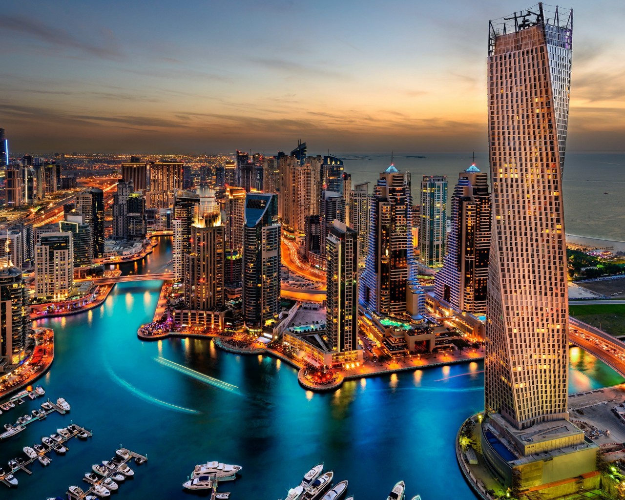 Dubai Skyline Wallpaper for Desktop 1280x1024