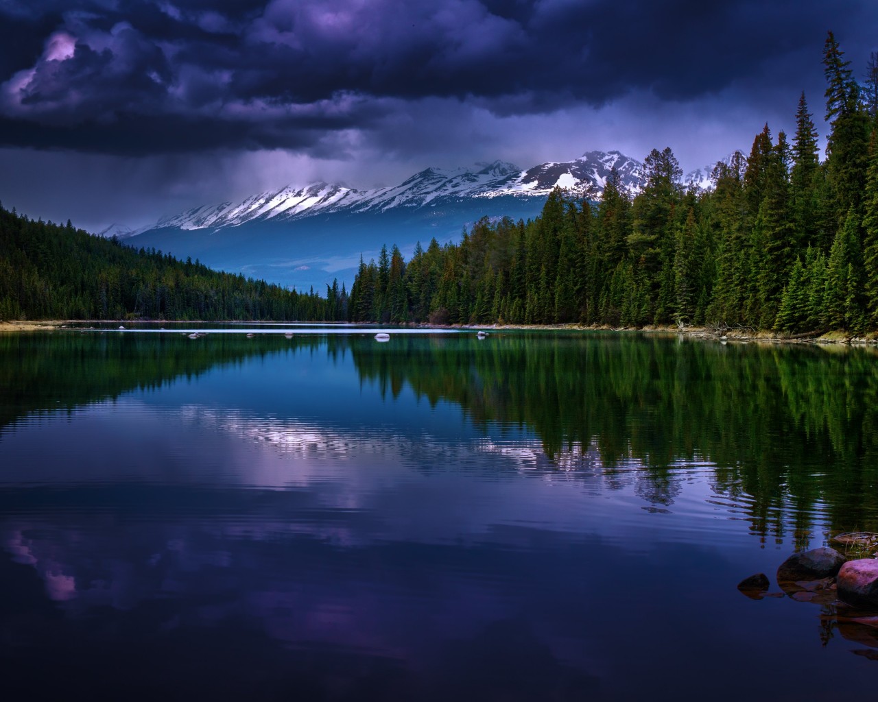 First Lake, Alberta, Canada Wallpaper for Desktop 1280x1024