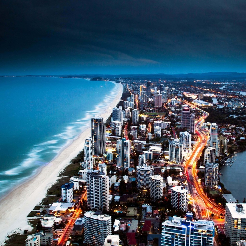 Gold Coast City in Queensland, Australia Wallpaper for Apple iPad 2