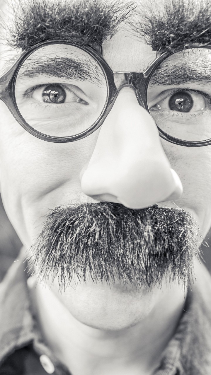 Groucho Glasses Man Wallpaper for SAMSUNG Galaxy S5 Mini