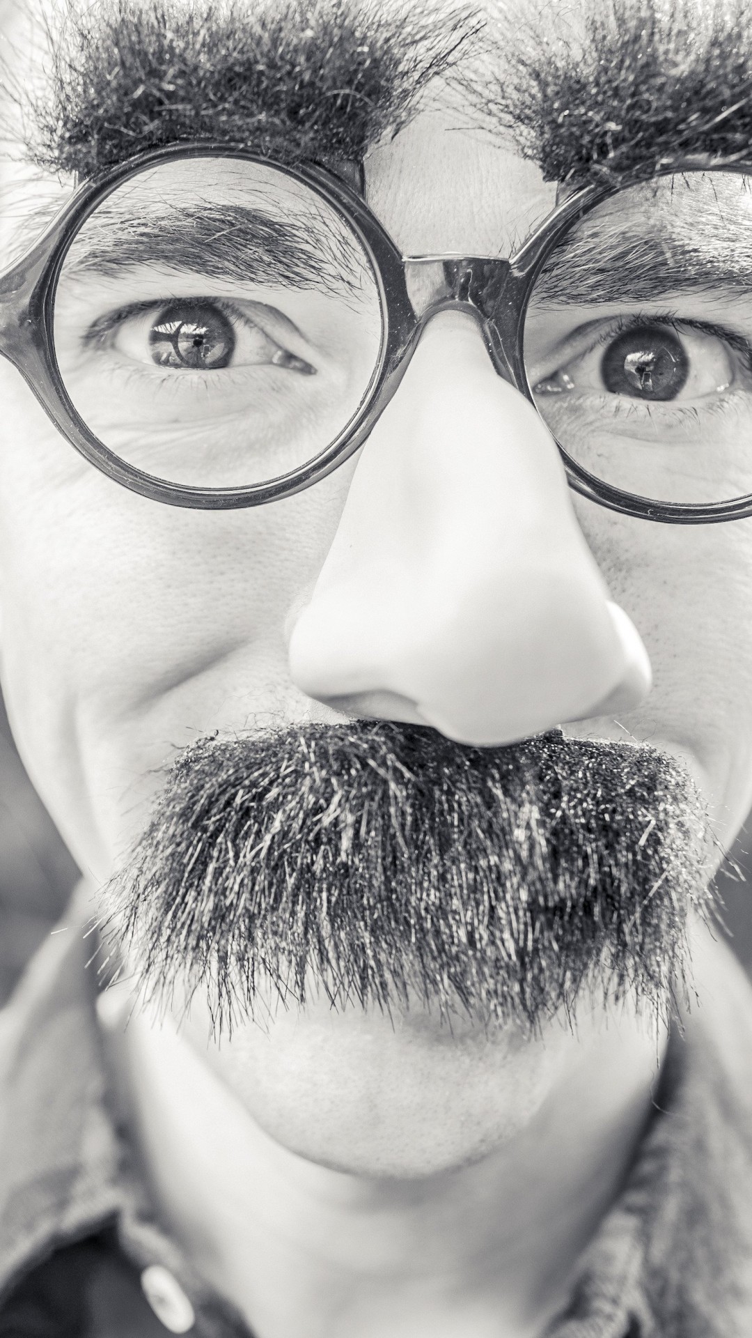 Groucho Glasses Man Wallpaper for LG G2