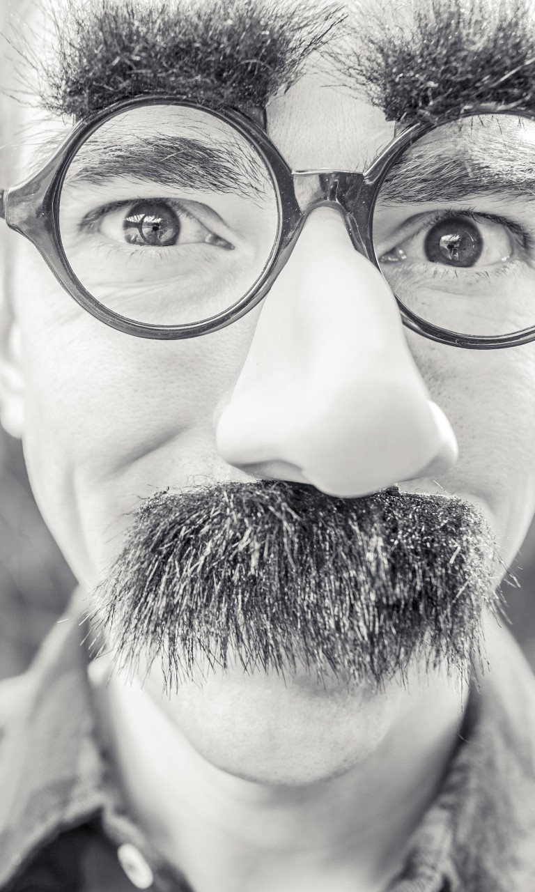 Groucho Glasses Man Wallpaper for Google Nexus 4