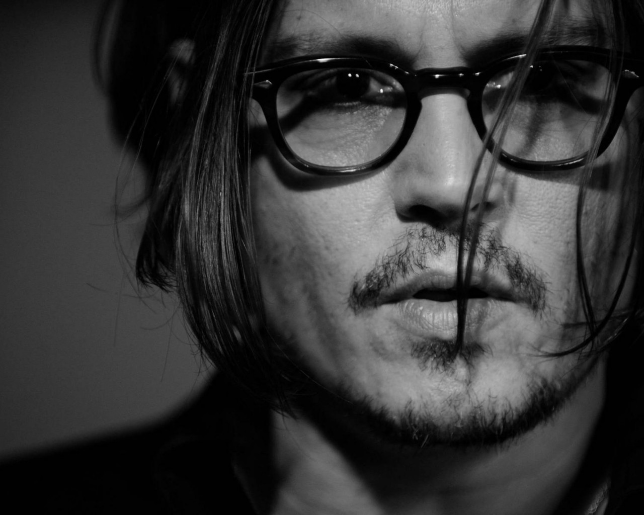 Johnny Depp Black & White Portrait Wallpaper for Desktop 1280x1024