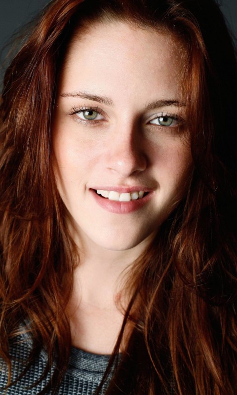 Kristen Stewart Portrait Wallpaper for HTC Desire HD