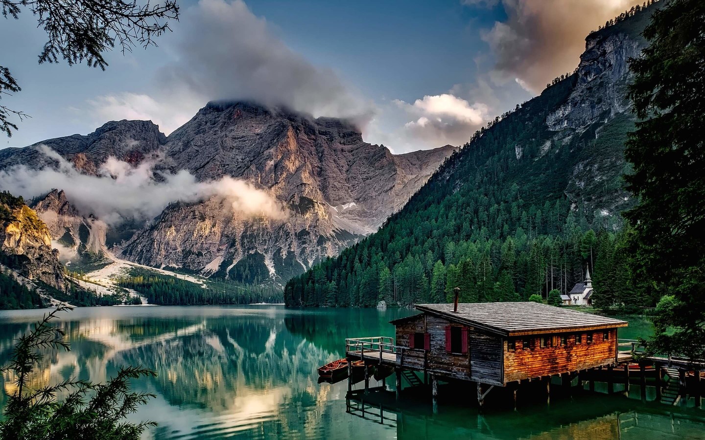Lake Prags - Italy Wallpaper for Desktop 1440x900