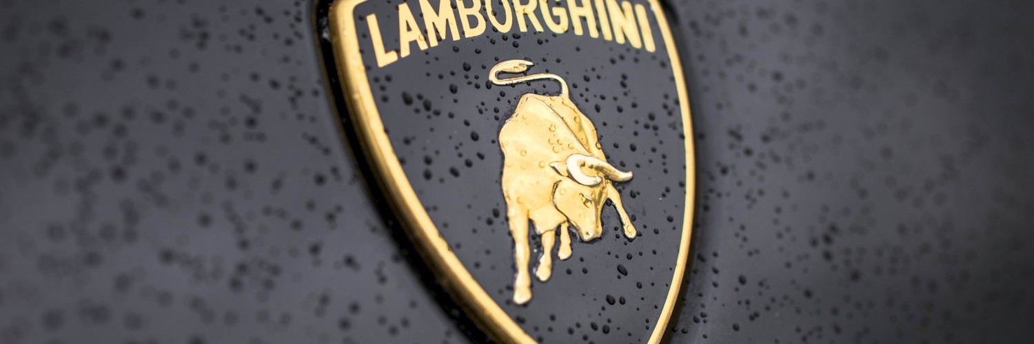 Lamborghini Logo Wallpaper for Social Media Twitter Header