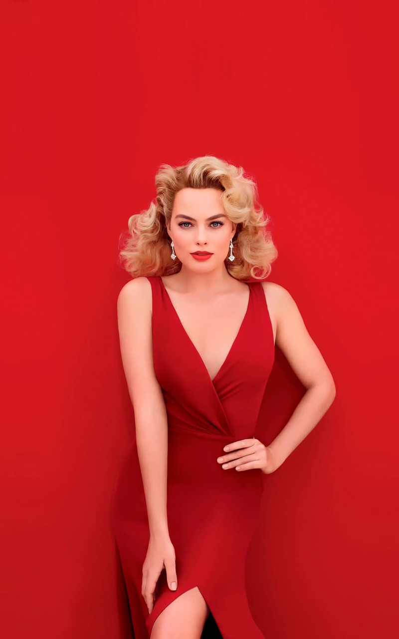 Margot Robbie In Red Wallpaper for Amazon Kindle Fire HD