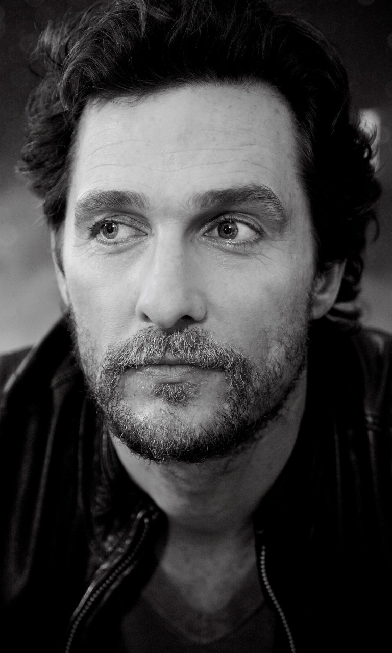 Matthew McConaughey Black & White Portrait Wallpaper for LG Optimus G