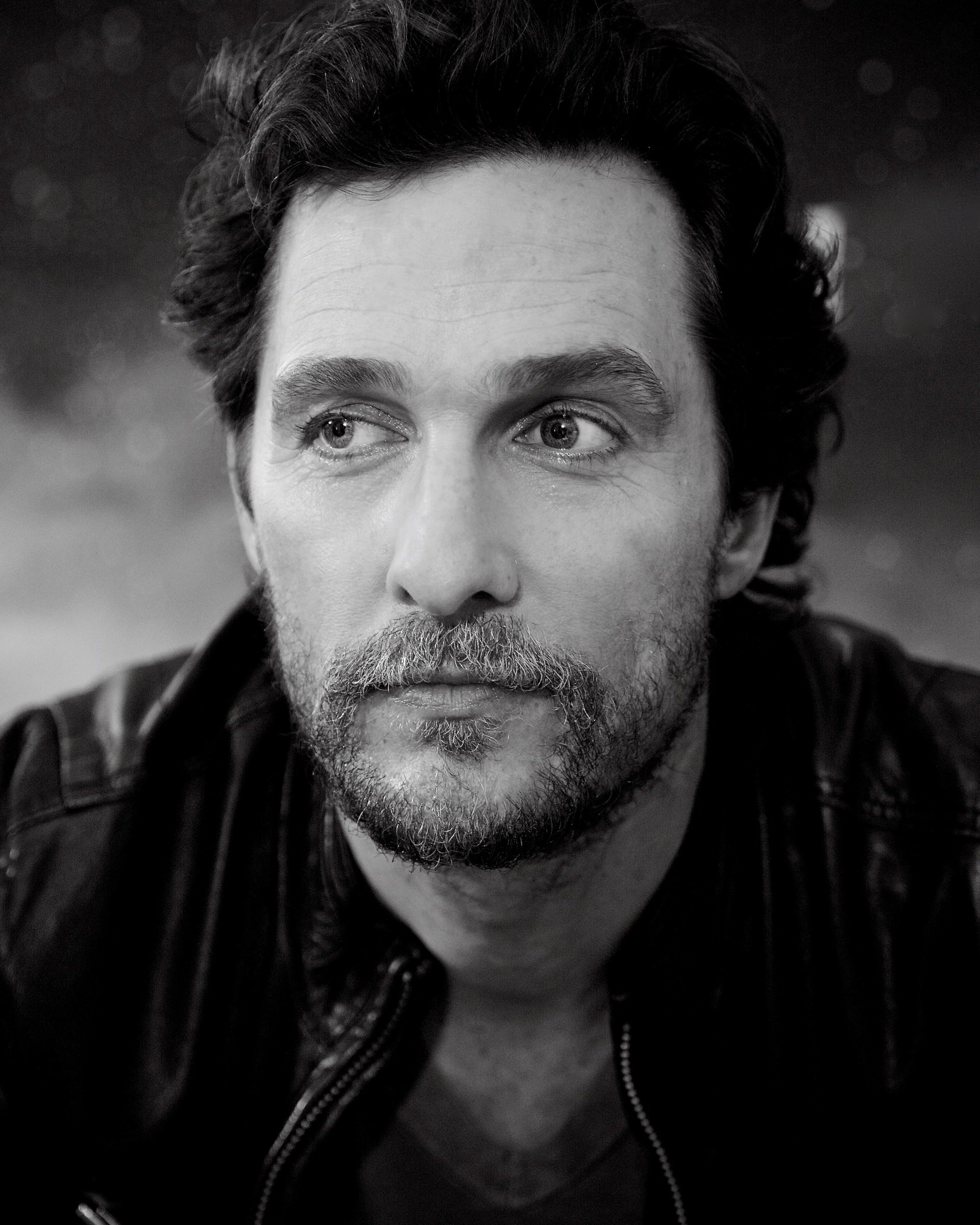Matthew McConaughey Black & White Portrait Wallpaper for Google Nexus 7