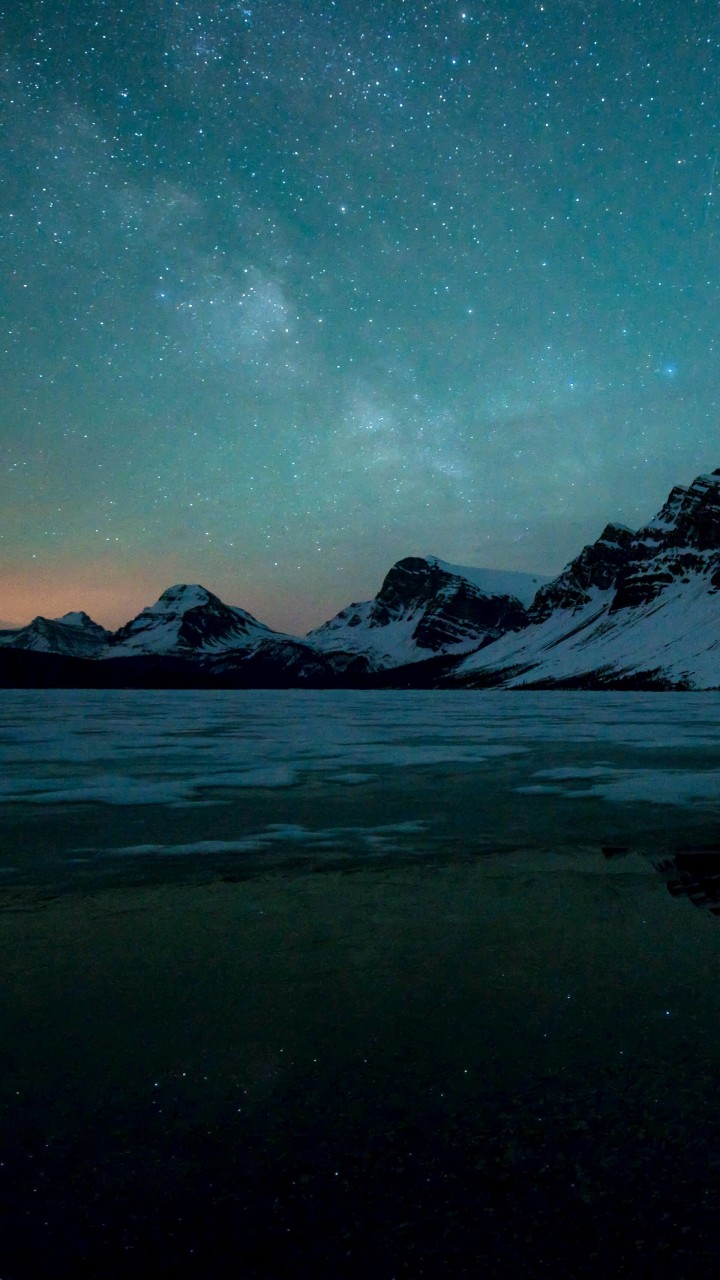 Milky Way over Bow Lake, Alberta, Canada Wallpaper for HTC One X