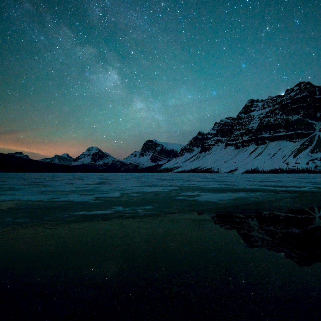 Milky Way over Bow Lake, Alberta, Canada Wallpaper for Apple iPad