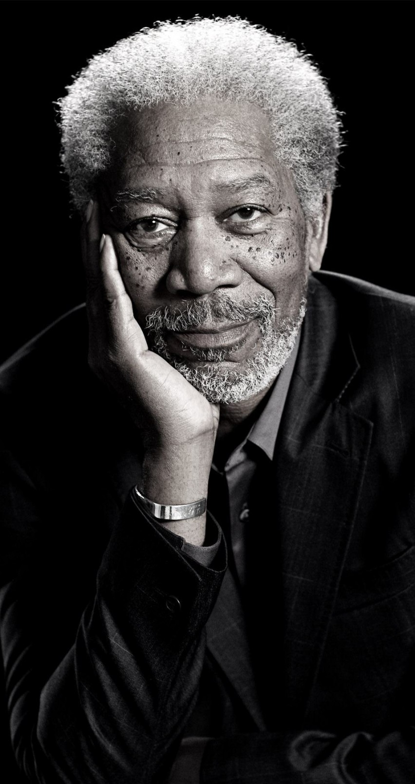 Morgan Freeman Portrait Wallpaper for Apple iPhone 6 / 6s