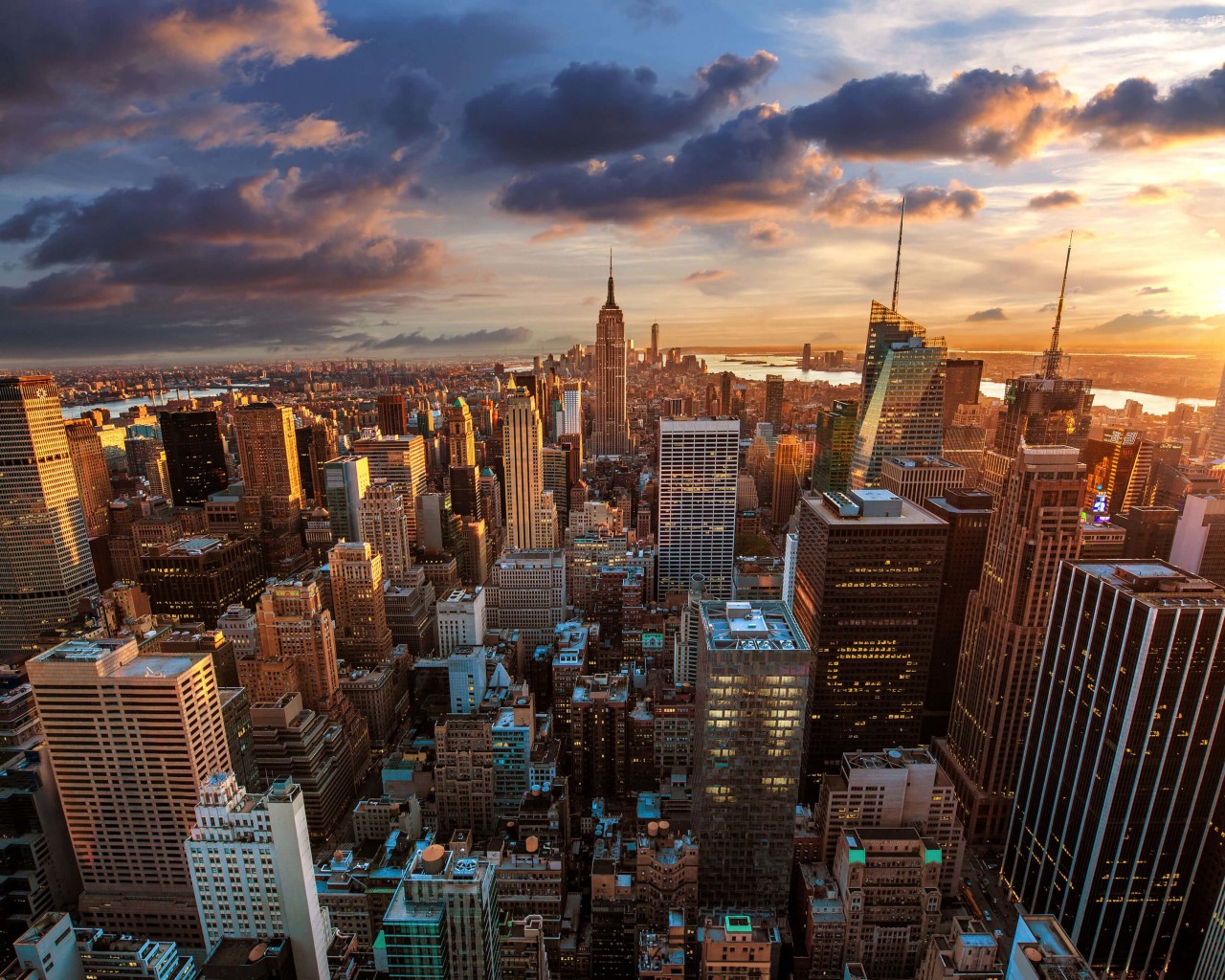 New York City Skyline At Sunset Wallpaper for Desktop 1280x1024