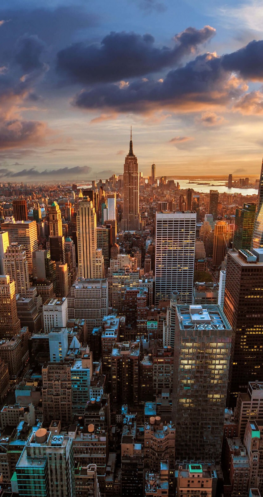 New York City Skyline At Sunset Wallpaper for Apple iPhone 6 / 6s