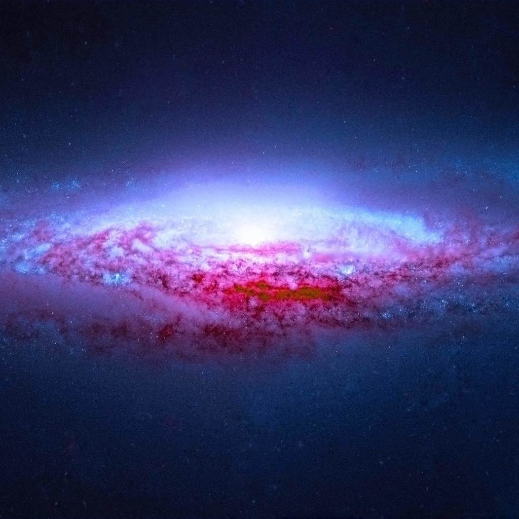 NGC 2683 Spiral Galaxy Wallpaper for Apple iPad 2
