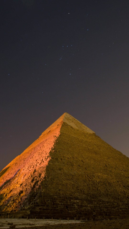 Pyramid by Night Wallpaper for Motorola Moto E