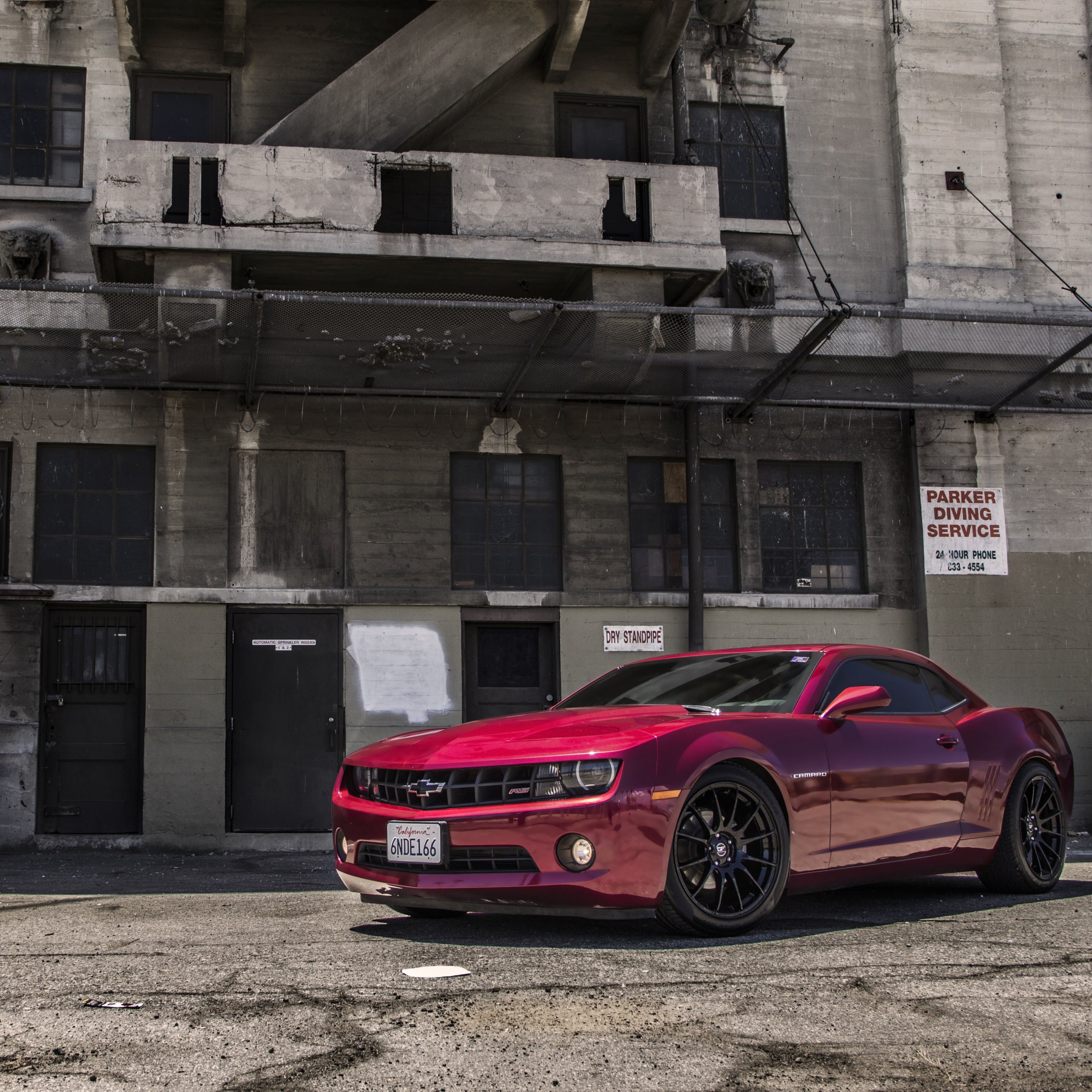Red Chevrolet Camaro RS Wallpaper for Apple iPhone 6 Plus
