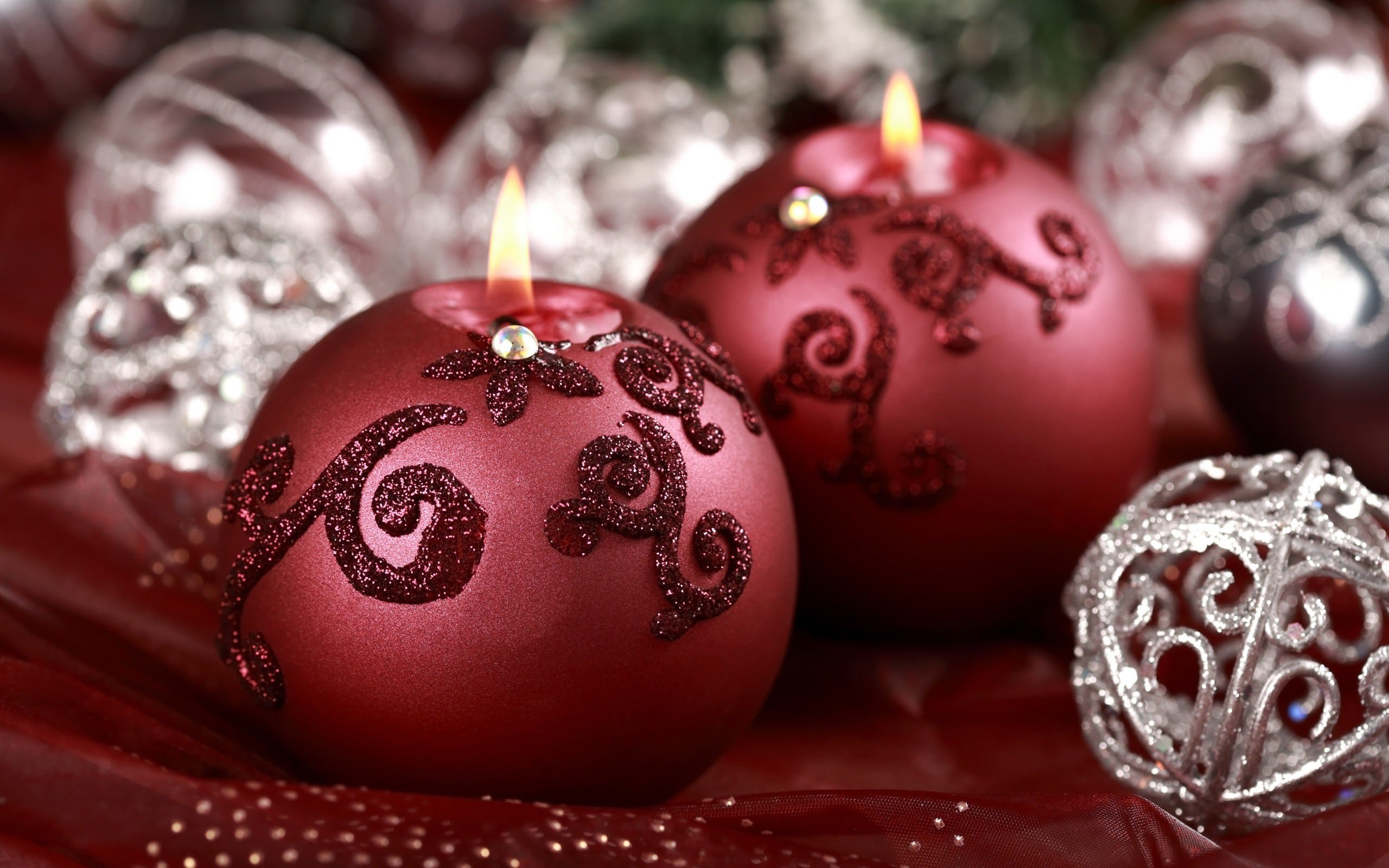 Red Christmas Ornament Ball Candles Wallpaper for Desktop 2560x1600