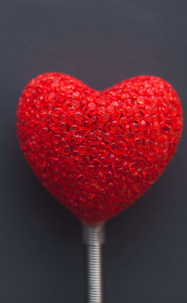 Red Heart Lollipop Wallpaper for Apple iPhone 4 / 4s