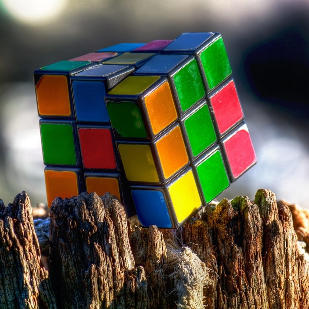 Rubik's Cube Wallpaper for Apple iPad 2