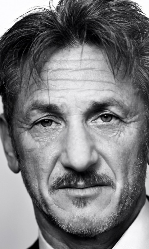 Sean Penn Portrait in Black & White Wallpaper for HTC Desire HD