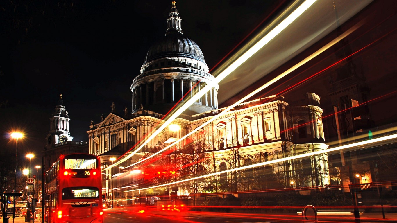 St. Paul's Cathedral at Night Wallpaper for Desktop 1366x768