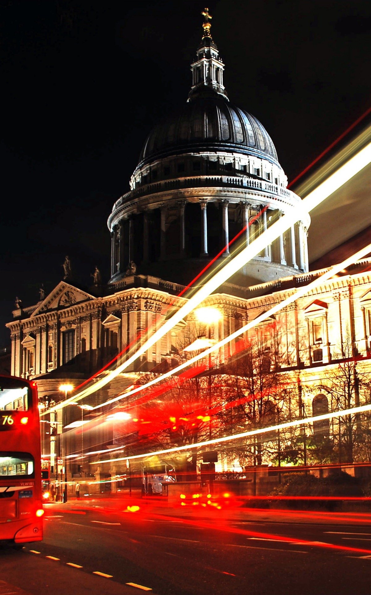 St. Paul's Cathedral at Night Wallpaper for Amazon Kindle Fire HDX