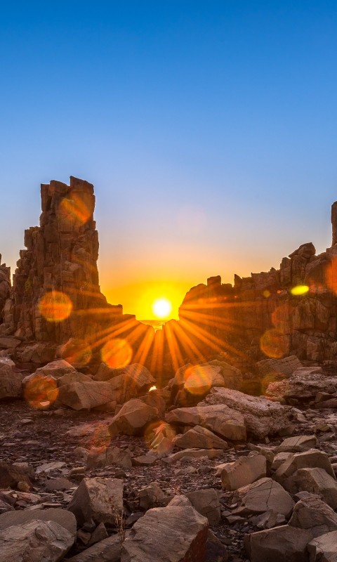 Sunrise Over Bombo Headland, Australia Wallpaper for SAMSUNG Galaxy S3 Mini