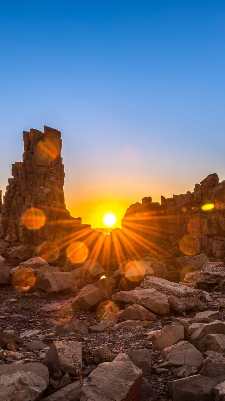 Sunrise Over Bombo Headland, Australia Wallpaper for HTC One X
