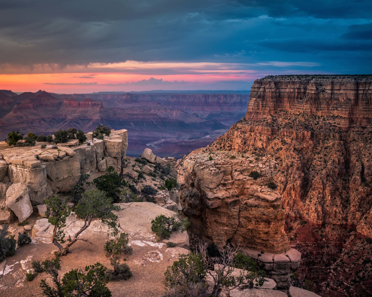 Sunset At The Grand Canyon Wallpaper for Desktop 1280x1024