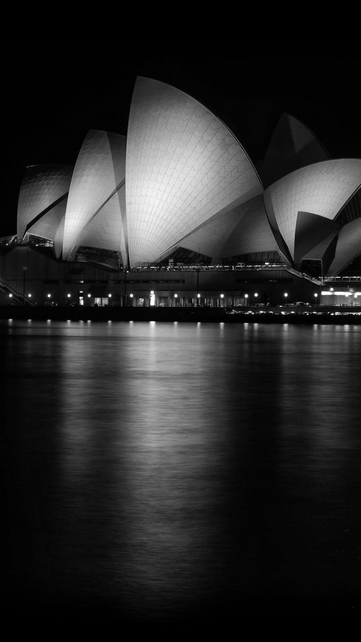 Sydney Opera House at Night in Black & White Wallpaper for Motorola Moto G