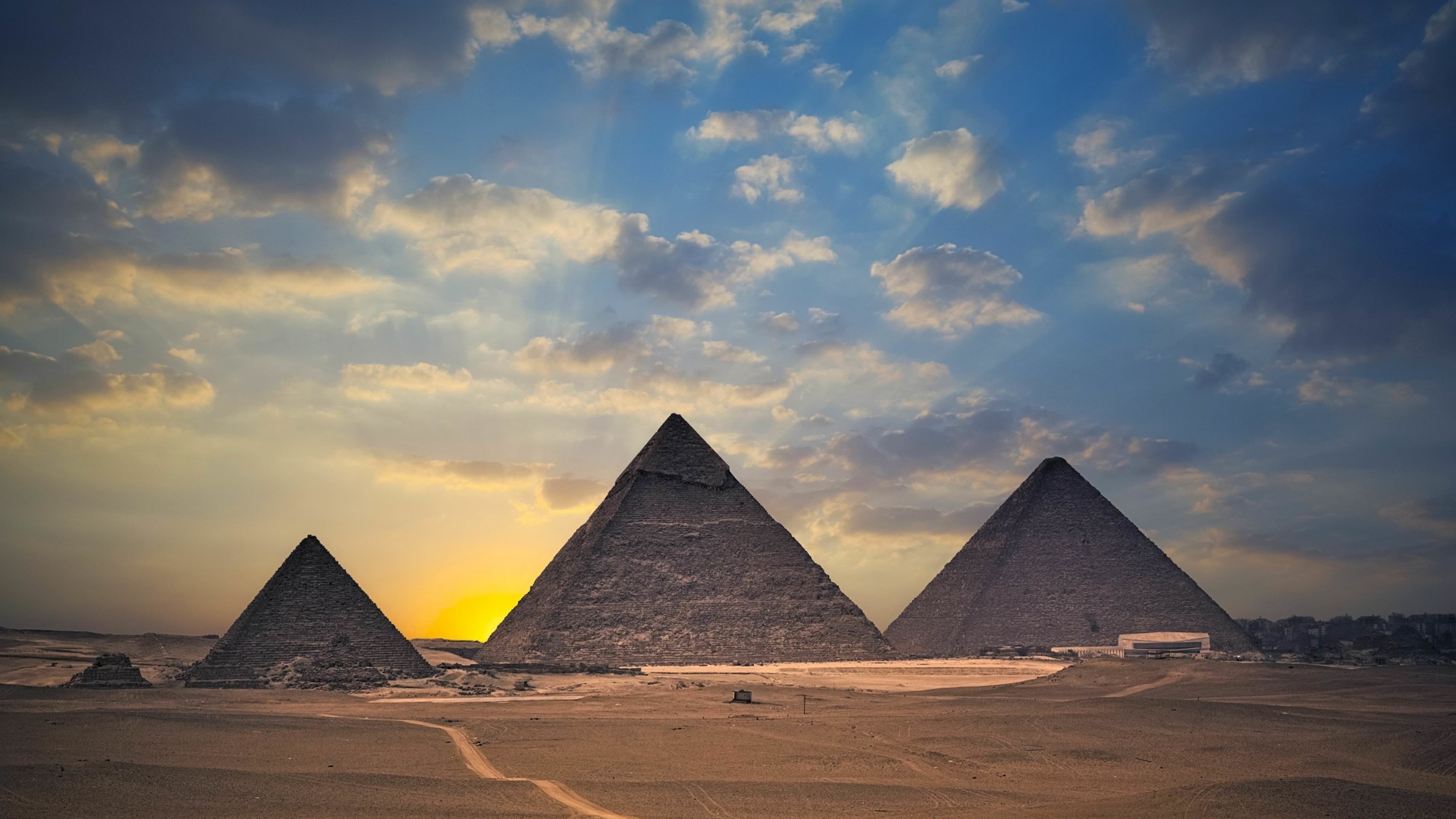 The Great Pyramids of Giza Wallpaper for Desktop 4K 3840x2160