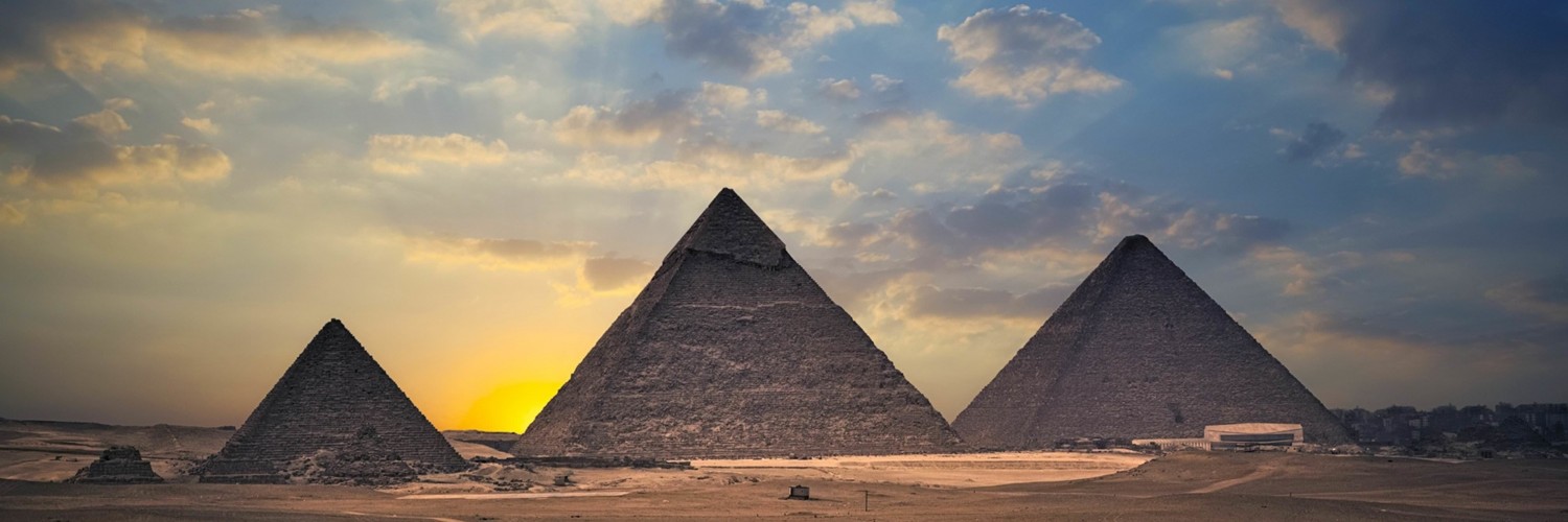 The Great Pyramids of Giza Wallpaper for Social Media Twitter Header