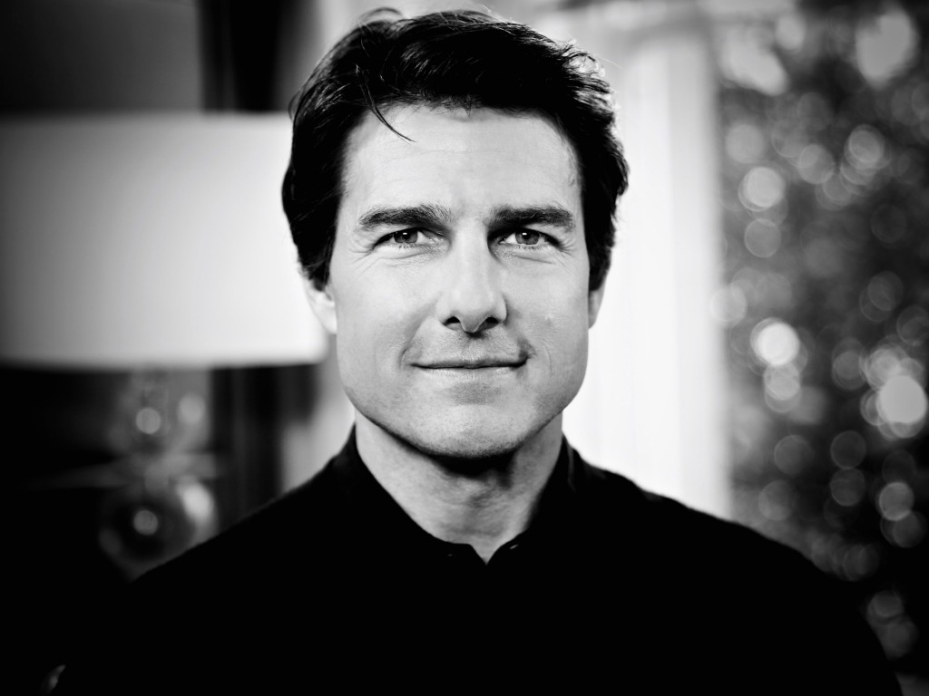 Tom Cruise Black & White Portrait Wallpaper for Desktop 1024x768
