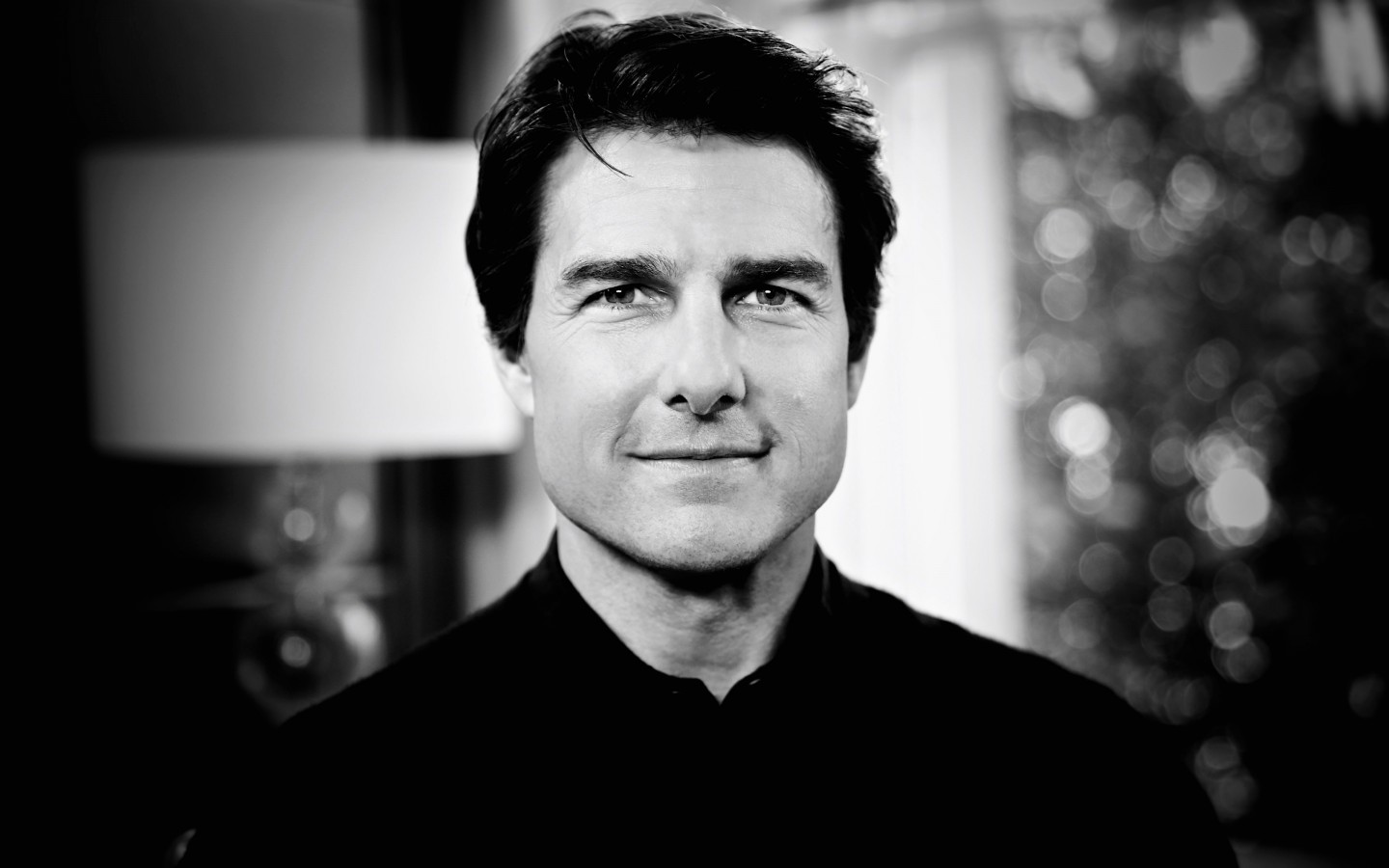 Tom Cruise Black & White Portrait Wallpaper for Desktop 1440x900